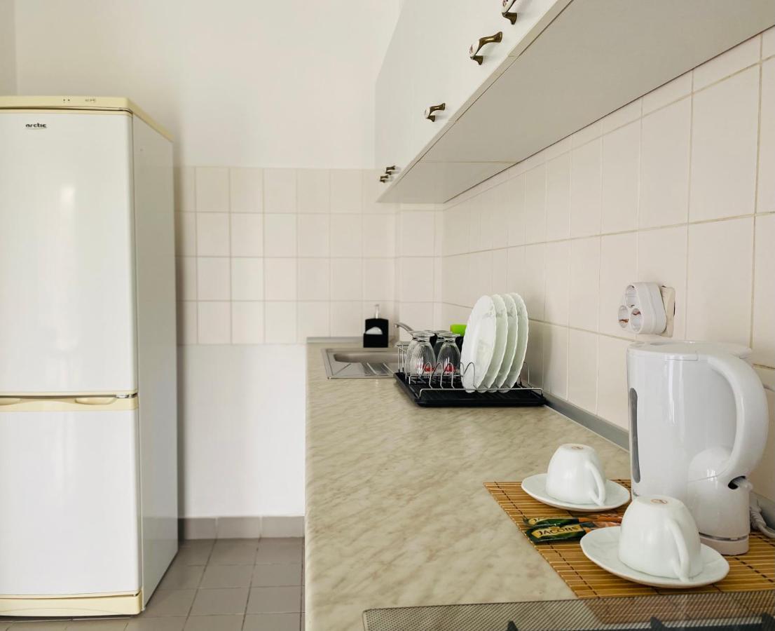 Forest Aparthotel Cluj Esterno foto